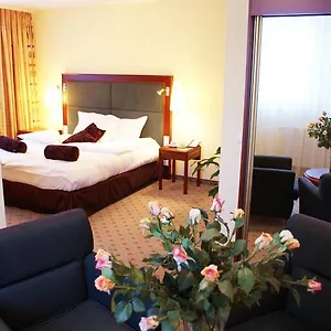 Wilga By Katowice Airport 3*, מירז'סיצ'ה פולין