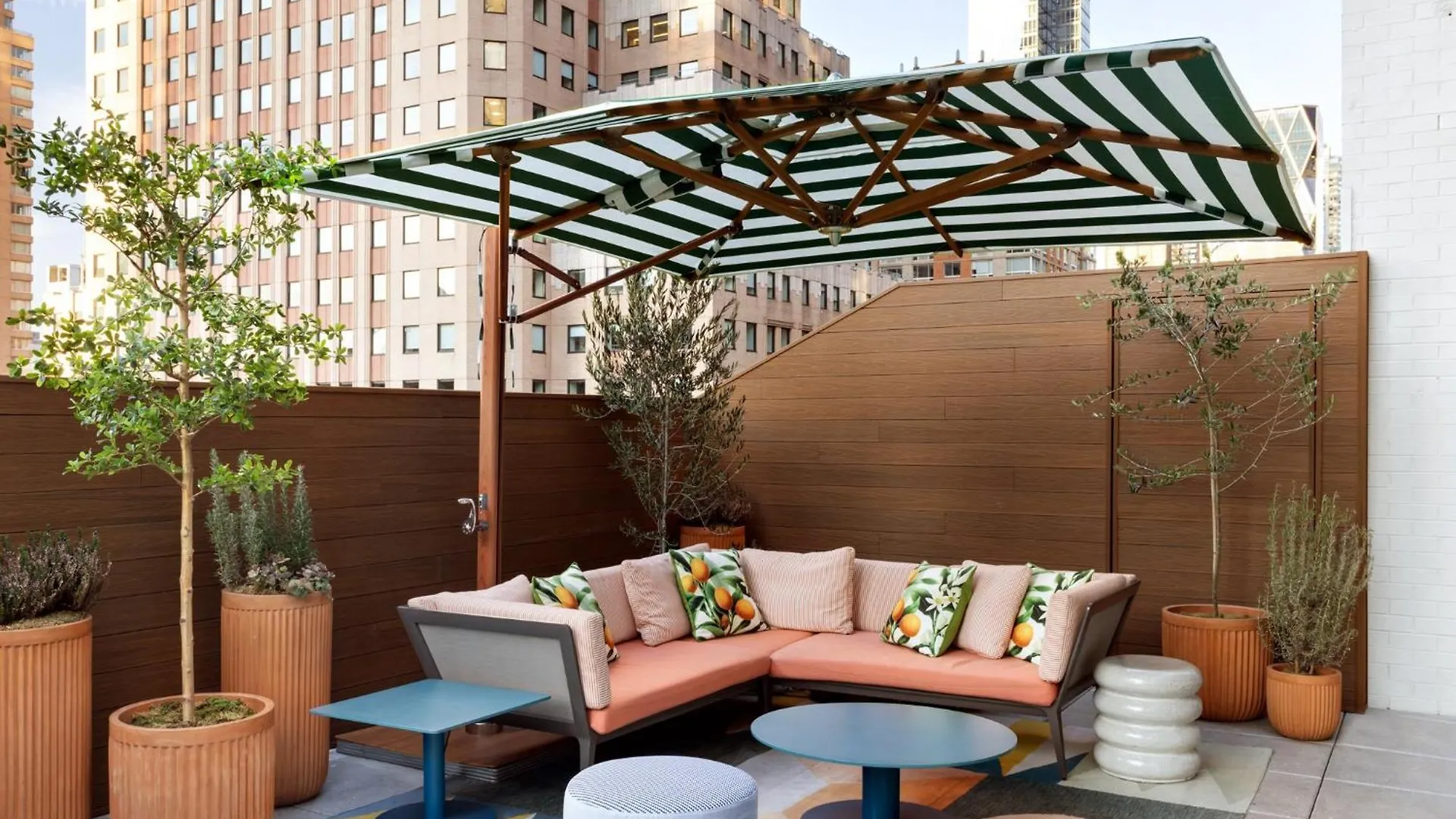 *****  Hotel Kimpton Theta New York - Times Square By Ihg USA