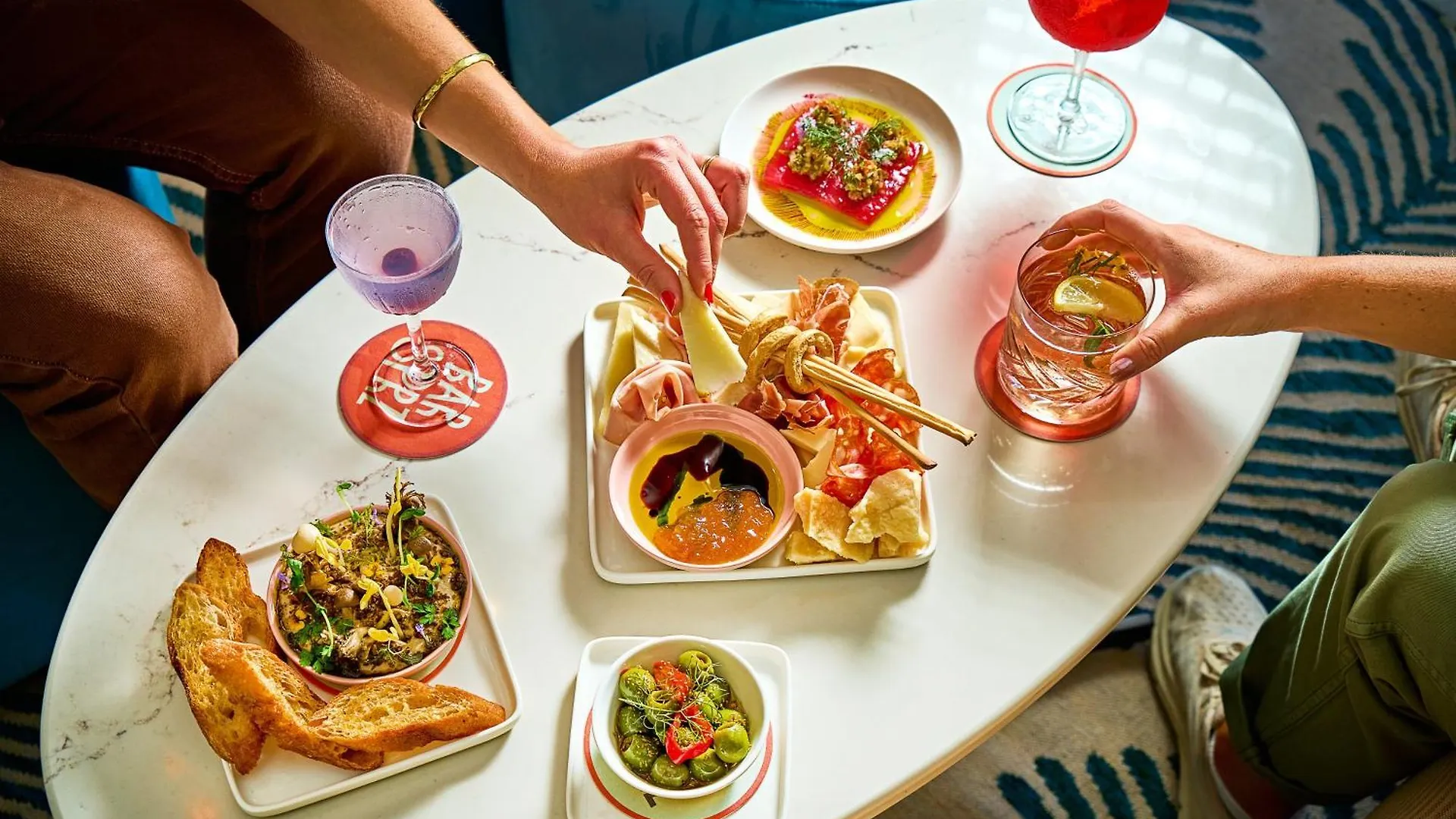 Kimpton Theta New York - Times Square By Ihg Hotel